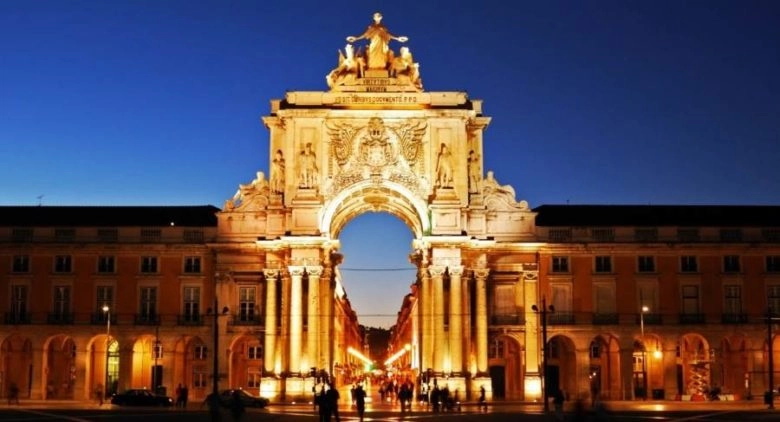 I luoghi più belli da visitare assolutamente a Lisbona Arco della Rua Augusta