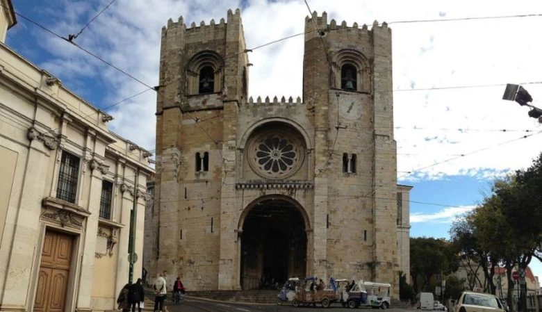 Cosa vedere a Lisbona in 3 giorni Cattedrale di Lisbona Santa Maria Maggiore