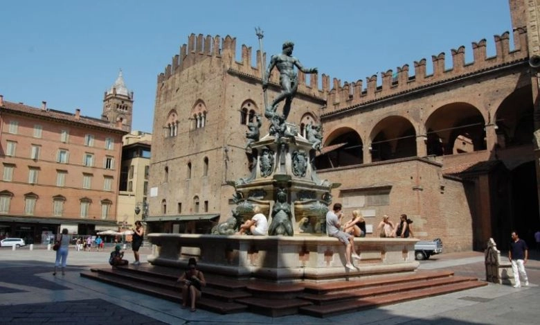 Cosa vedere a Bologna in un giorno Fontana di Nettuno