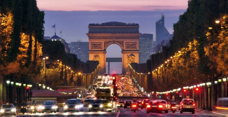 I posti più belli di Parigi da vedere assolutamente L'Avenue des Champs-Elysées