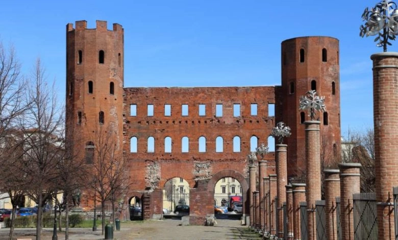 Cosa vedere a Torino in un giorno La Porta Palatina