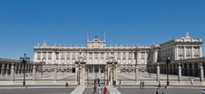 Luoghi belli da visitare a Madrid Palazzo Reale di Madrid