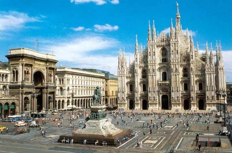 Posti belli da visitare a Milano Piazza del duomo